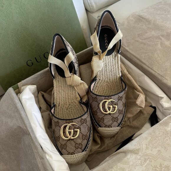 NEW GUCCI Pilar GG Ankle Tie Espadrille Platform Wedge Size 40.5 in Beige/ Brown - Picture 2 of 11